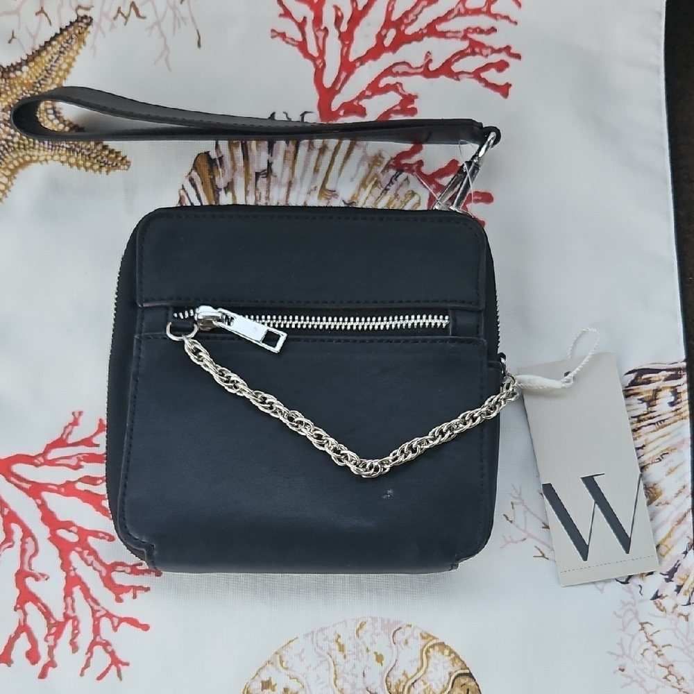 Worthington Zoe Wristlet